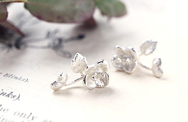 シルバーピアス