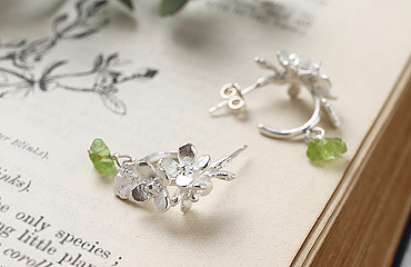 シルバーピアス